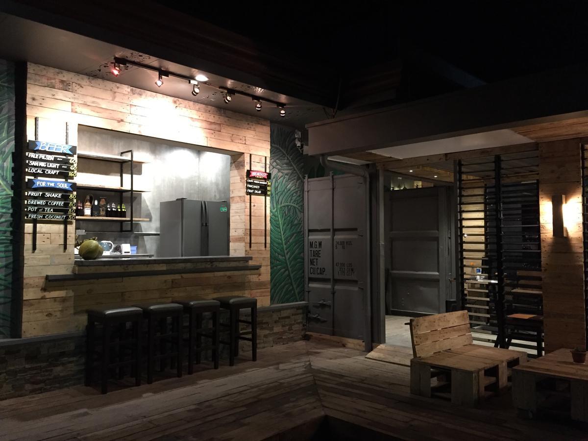 Hostel Seven Cebu Exterior photo